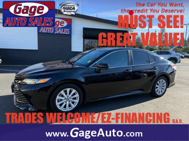 2019 Toyota Camry LE FWD photo