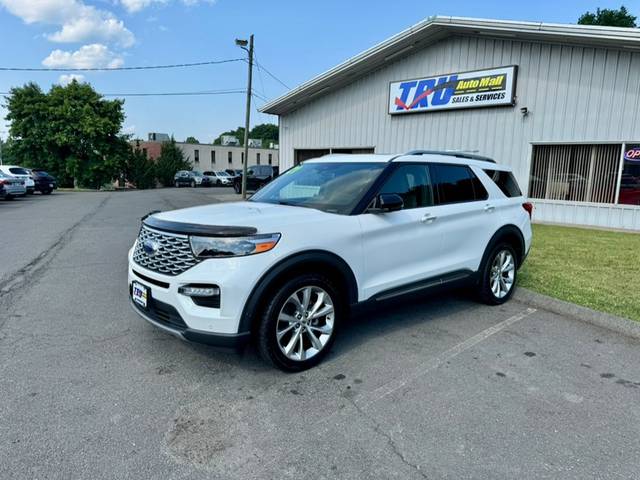 2021 Ford Explorer Platinum 4WD photo