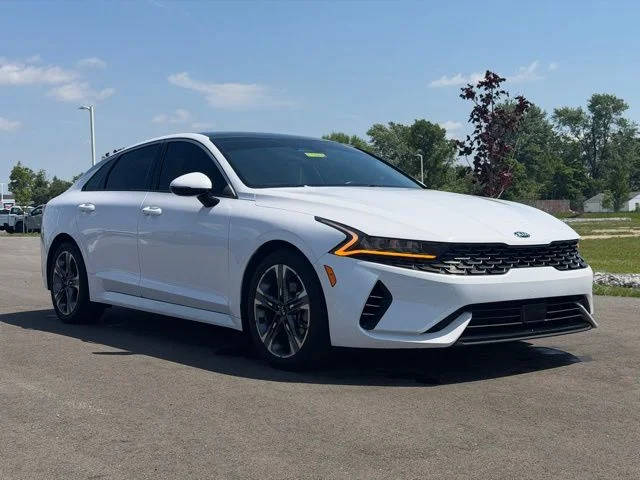 2021 Kia K5 EX FWD photo