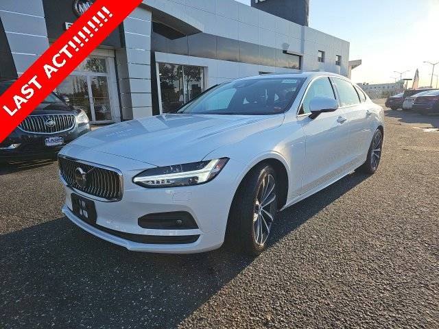 2021 Volvo S90 Momentum AWD photo