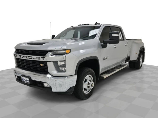 2021 Chevrolet Silverado 3500HD LT 4WD photo