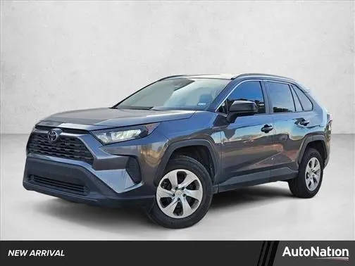 2021 Toyota RAV4 LE FWD photo