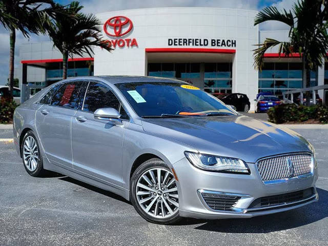 2020 Lincoln MKZ Standard FWD photo