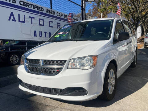 2019 Dodge Grand Caravan SE FWD photo