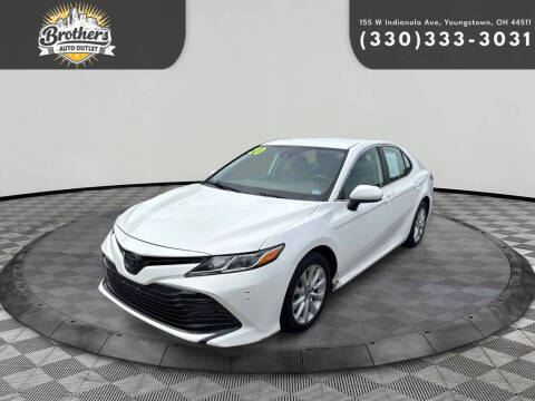 2020 Toyota Camry LE FWD photo