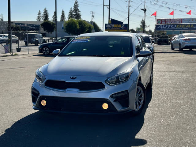 2021 Kia Forte LXS FWD photo