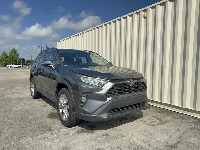 2021 Toyota RAV4 XLE Premium FWD photo