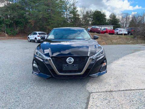 2019 Nissan Altima 2.5 SR FWD photo
