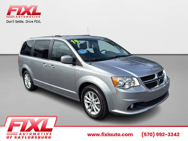 2019 Dodge Grand Caravan SXT FWD photo