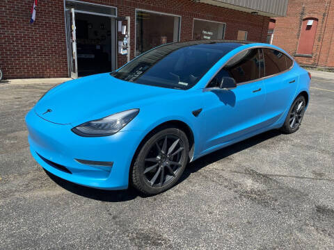 2020 Tesla Model 3 Long Range AWD photo