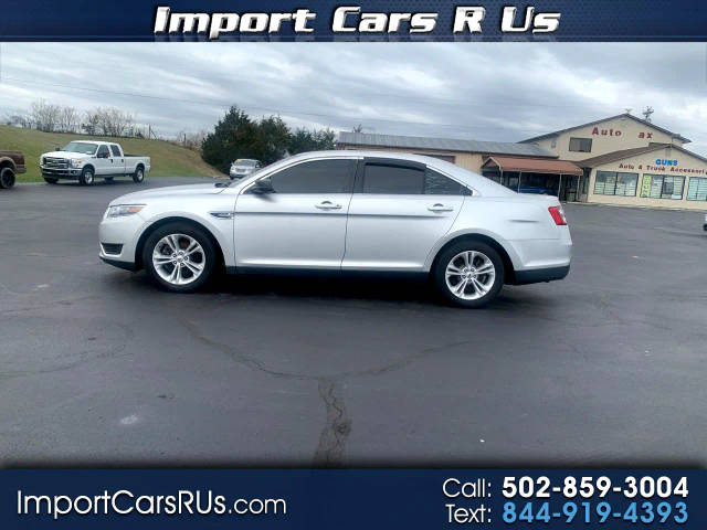 2017 Ford Taurus SE FWD photo