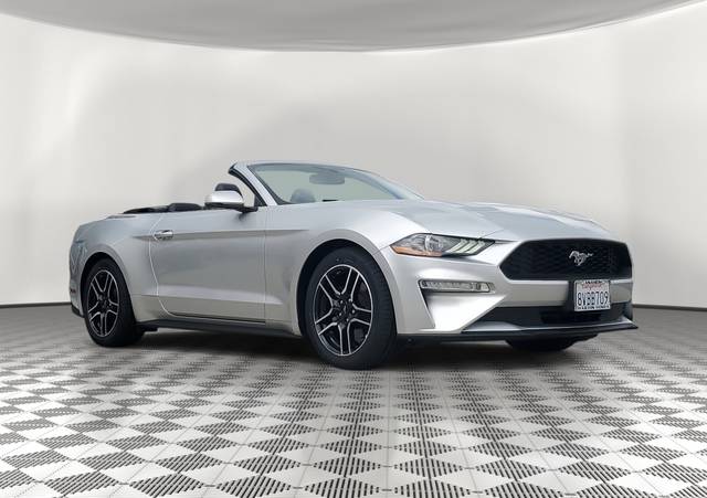 2018 Ford Mustang EcoBoost Premium RWD photo