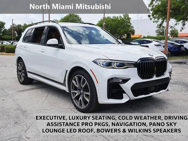 2021 BMW X7 M50i AWD photo