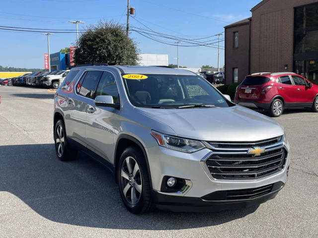2021 Chevrolet Traverse LT Leather AWD photo