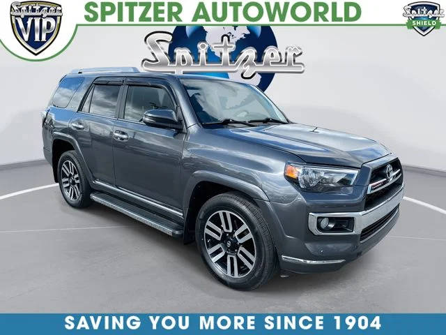 2017 Toyota 4Runner Limited 4WD photo