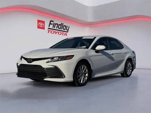 2021 Toyota Camry LE FWD photo
