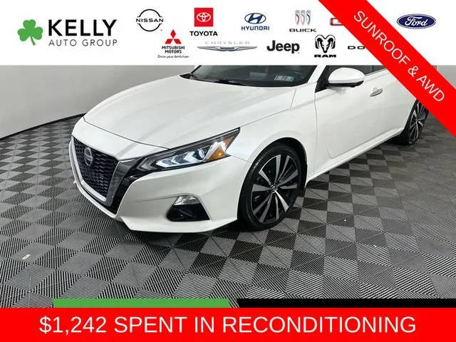 2021 Nissan Altima 2.5 Platinum AWD photo
