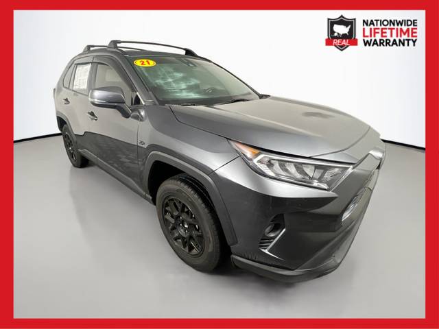 2021 Toyota RAV4 XLE FWD photo