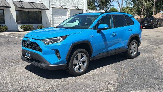 2021 Toyota RAV4 Hybrid XLE Premium AWD photo