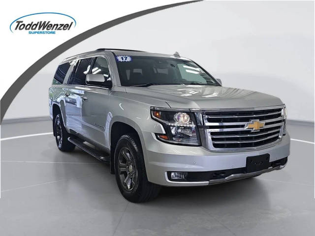 2017 Chevrolet Suburban LT 4WD photo