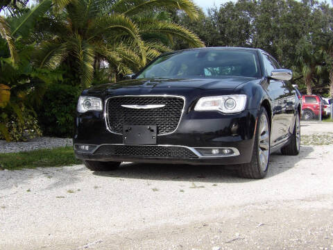 2019 Chrysler 300 Limited RWD photo