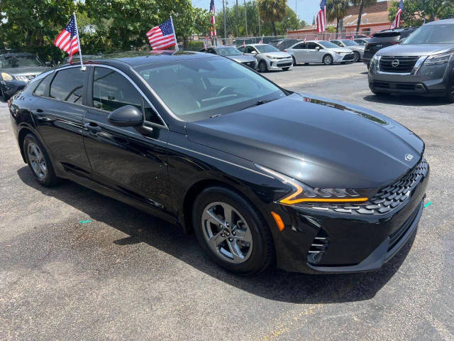 2021 Kia K5 LXS FWD photo