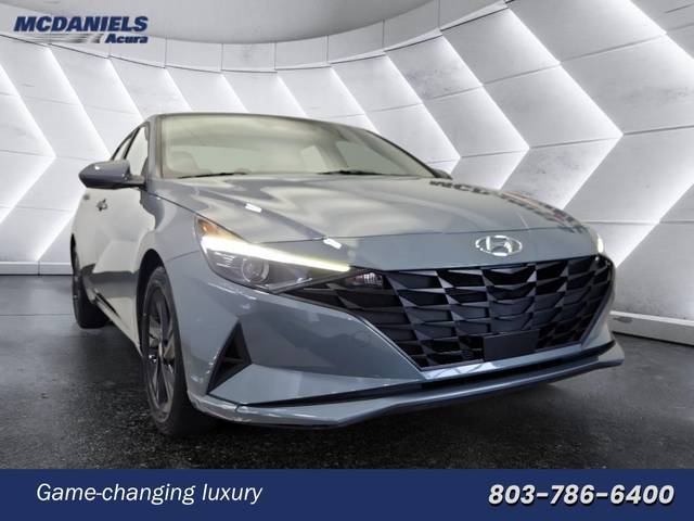 2021 Hyundai Elantra SEL FWD photo