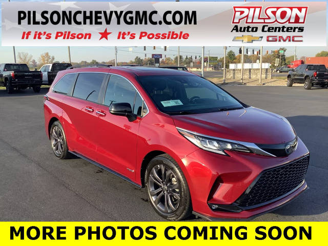 2021 Toyota Sienna XSE FWD photo