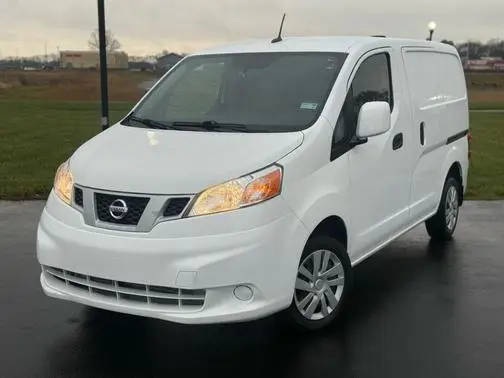 2021 Nissan SV FWD photo