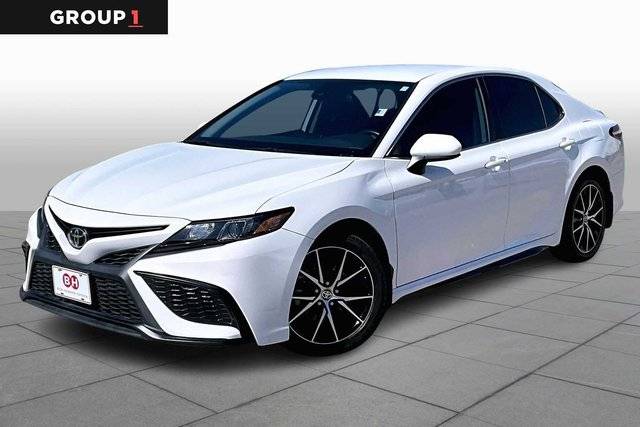 2021 Toyota Camry SE FWD photo