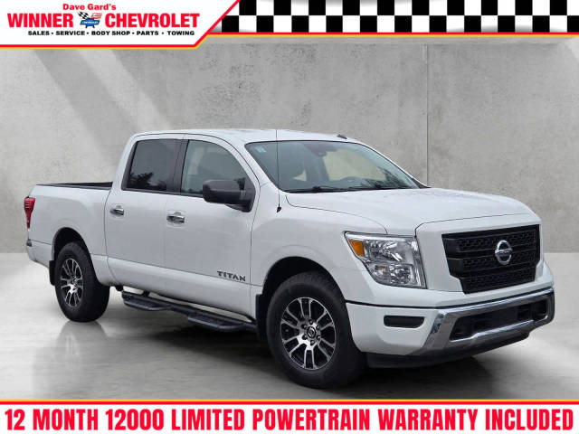 2021 Nissan Titan SV 4WD photo