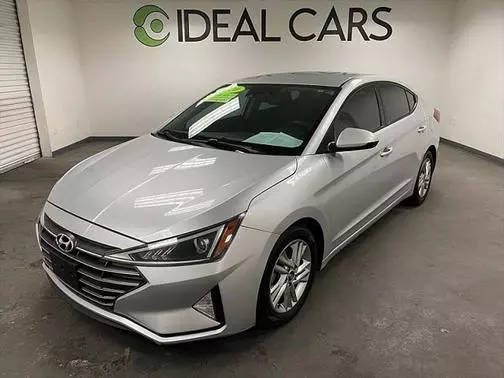 2020 Hyundai Elantra SEL FWD photo