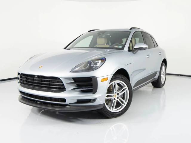 2021 Porsche Macan  AWD photo
