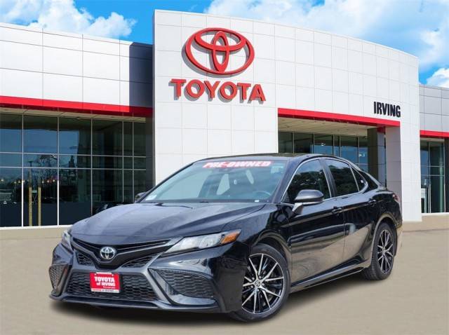 2021 Toyota Camry SE FWD photo