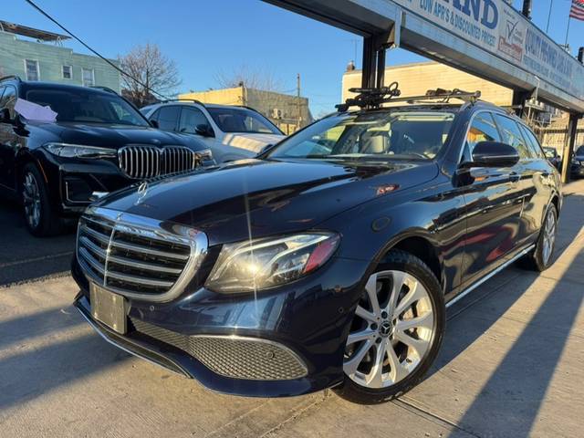 2017 Mercedes-Benz E-Class E 400 Luxury AWD photo