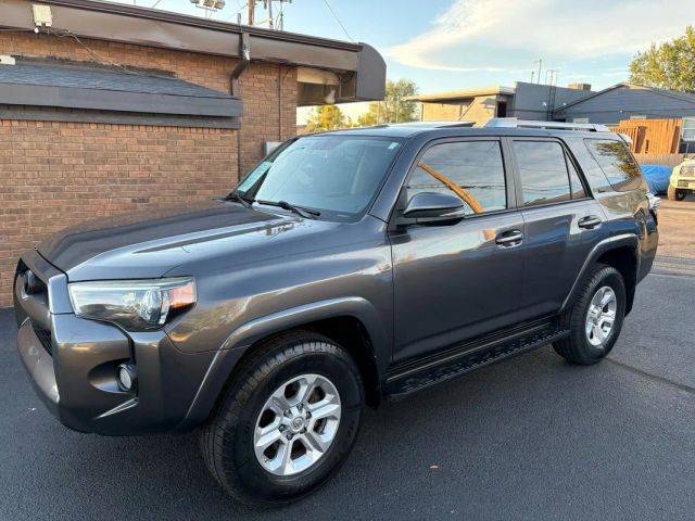 2017 Toyota 4Runner SR5 4WD photo