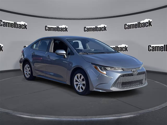 2020 Toyota Corolla LE FWD photo