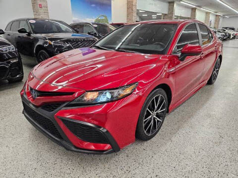 2021 Toyota Camry Hybrid SE FWD photo