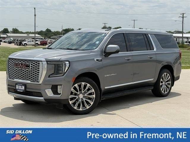 2021 GMC Yukon XL Denali 4WD photo