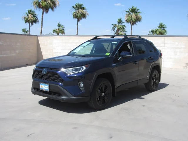 2021 Toyota RAV4 Hybrid XLE AWD photo