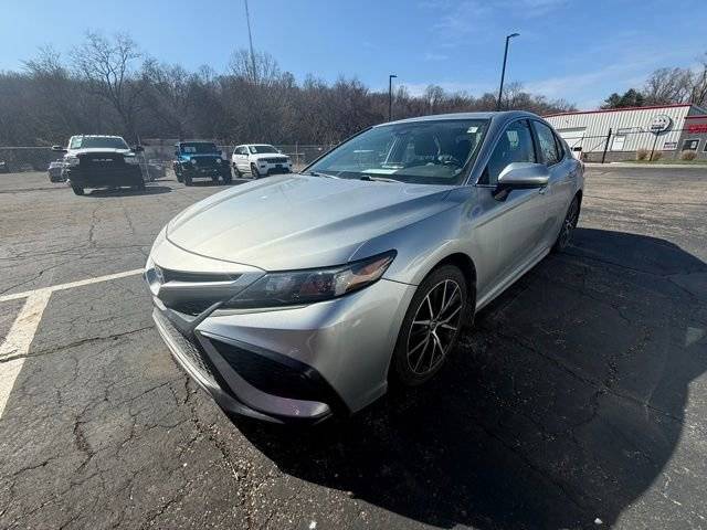 2021 Toyota Camry SE AWD photo