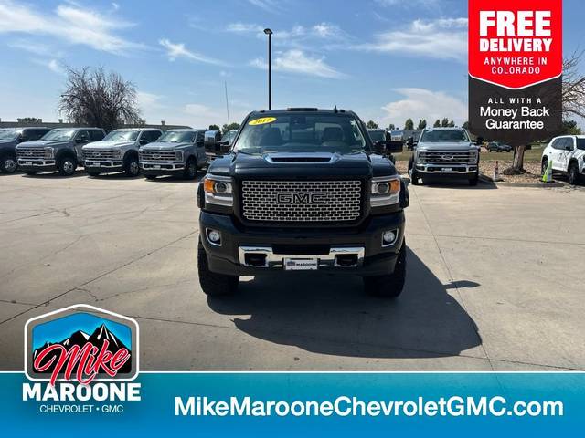 2017 GMC Sierra 2500HD Denali 4WD photo