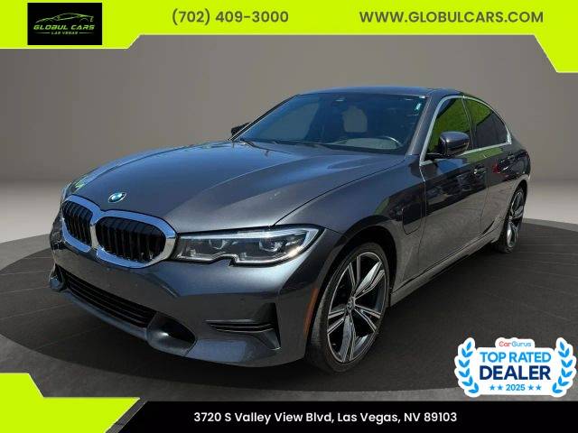 2021 BMW 3 Series 330e RWD photo