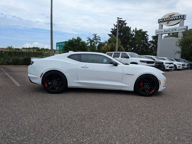 2021 Chevrolet Camaro 1LT RWD photo