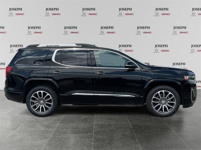 2021 GMC Acadia Denali FWD photo