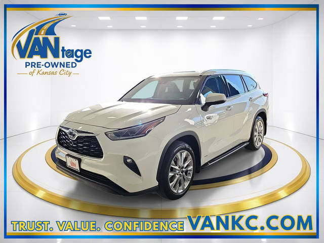 2021 Toyota Highlander Hybrid Limited AWD photo