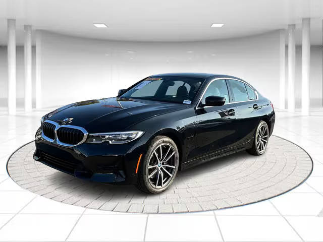 2021 BMW 3 Series 330e RWD photo