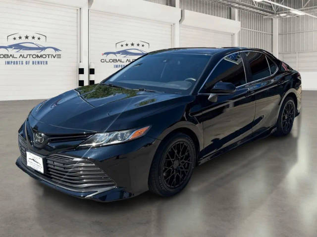 2020 Toyota Camry LE FWD photo
