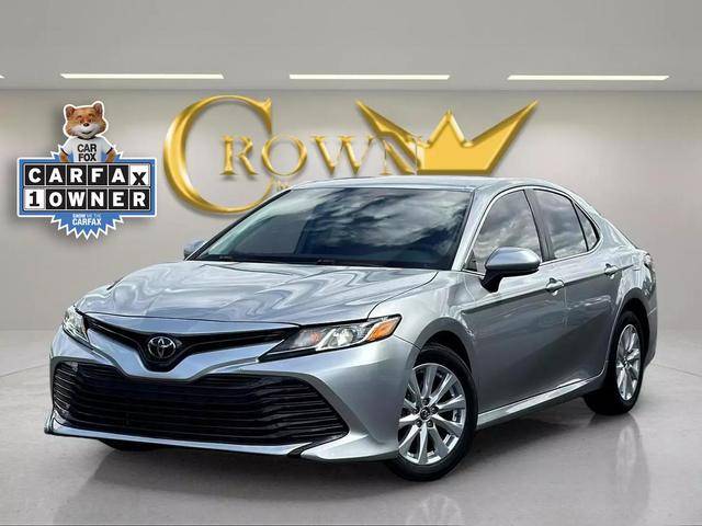 2019 Toyota Camry LE FWD photo