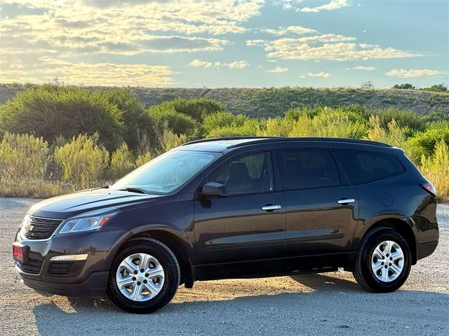 2015 Chevrolet Traverse LS FWD photo